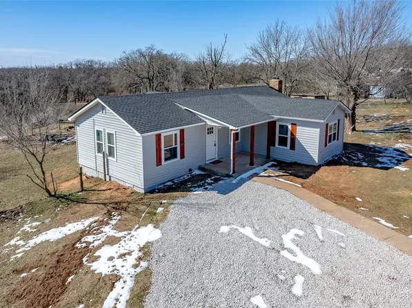32875 Hunter Ln, Tecumseh, OK 74873
