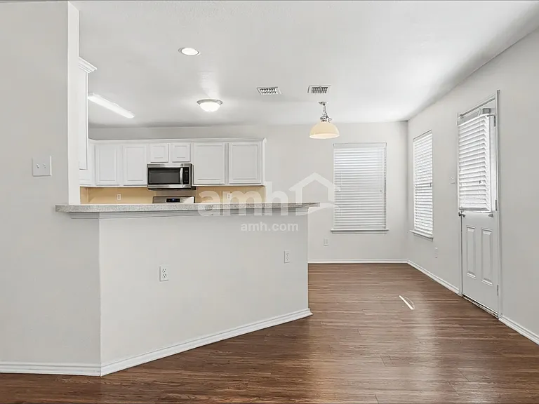 1135 Trinity Trl — Photo 5