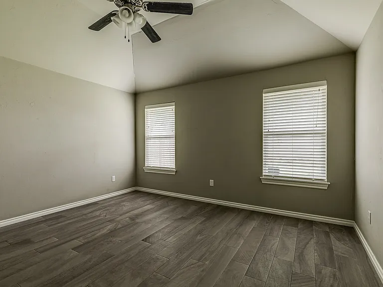 8717 Yassir Blvd — Photo 27