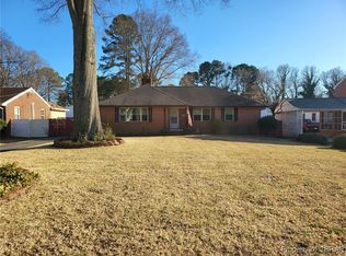 89 Robinson Dr, Newport News, VA 23601