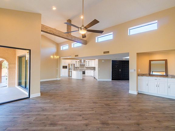 4th image of 4050 N Camino Ferreo