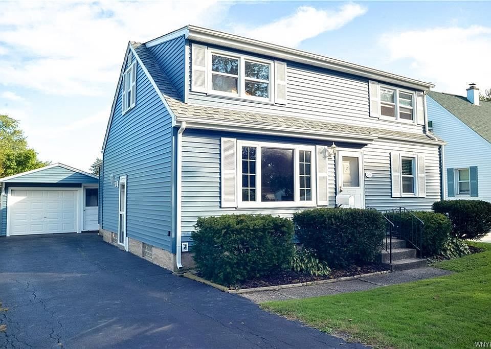 1st image of 209 Hillcrest Dr