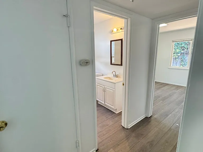 601 Russell Blvd — Photo 14