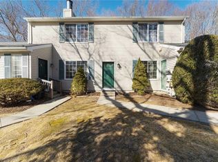 50 Governors Hl, West Warwick, RI 02893