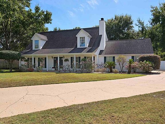 3rd image of 5040 Yesteroaks Cir