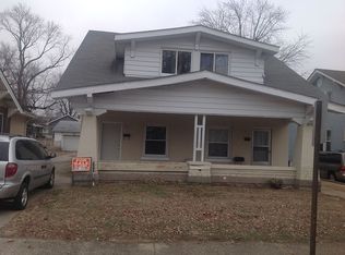 437 Whitelaw Ave, Wood River, IL 62095