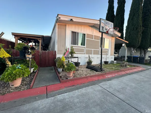 121 Century Court, Fairfield, CA 94533