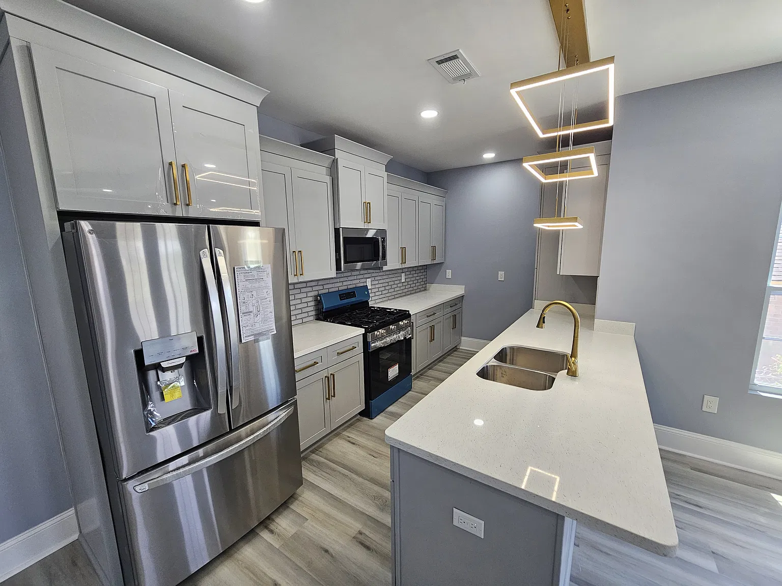 2616 Gadsden St — Photo 2
