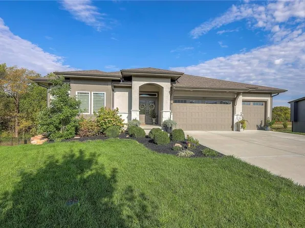 11412 S Sunnybrook Blvd, Olathe, KS 66061