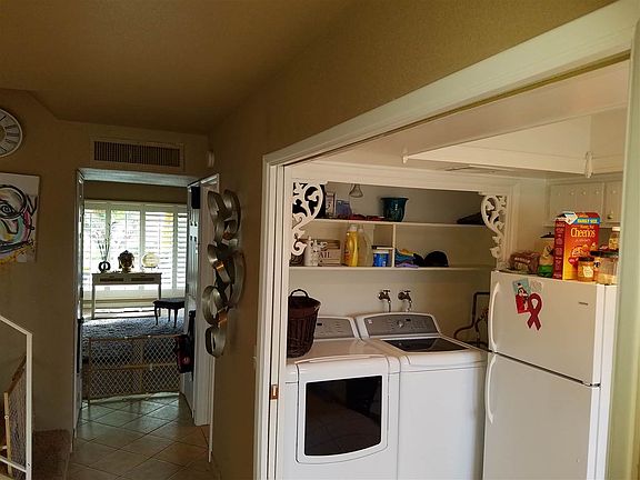 2nd image of 2900 S Palo Verde Ln Unit 31