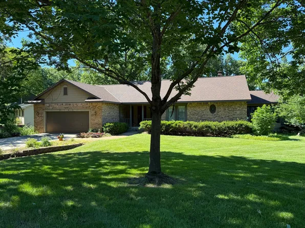 8140 Trillium Ln, Victoria, MN 55386