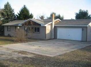 8159 Ridge Dr, Central Lake, MI 49622
