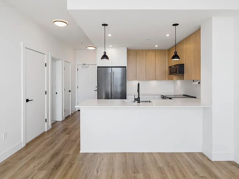 2180 Kelly Ave #1613 — Photo 15