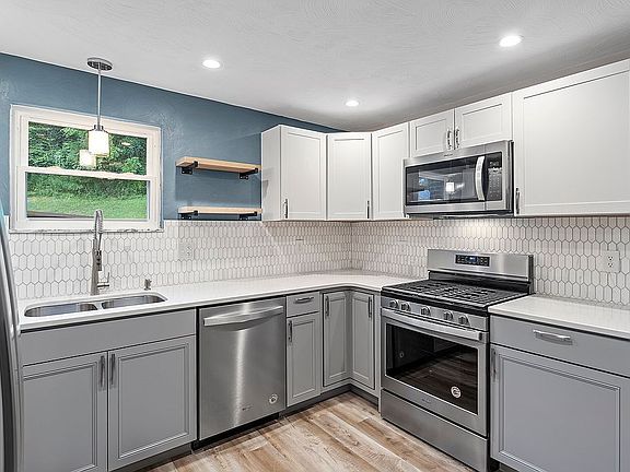 4th image of 14175 Torie Dr