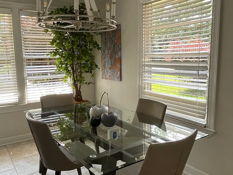 516 Sena Dr — Photo 8