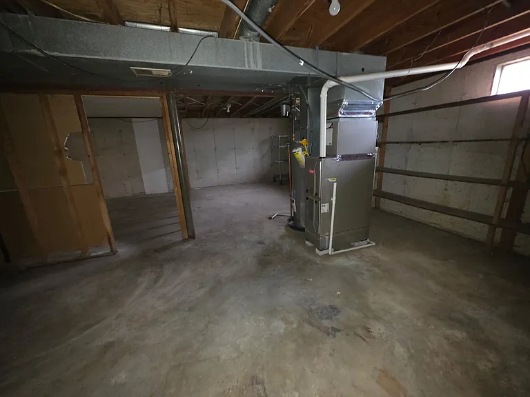 1016 Legislative Ln — Photo 14