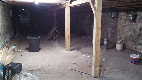 2nd image of 4024 14th Ave