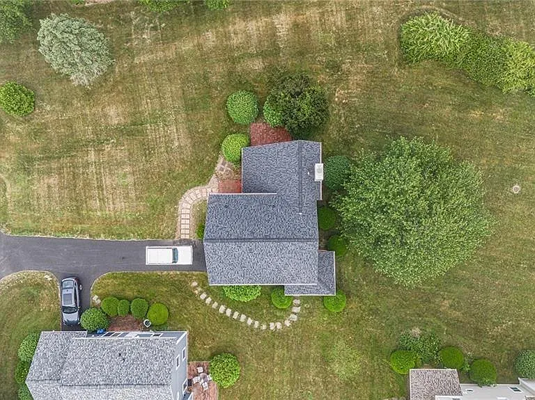 510 Corey Ln — Photo 21