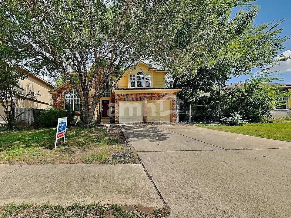 2207 Southeastern Trl