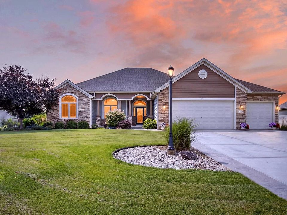 1st image of 8528 94th AVENUE