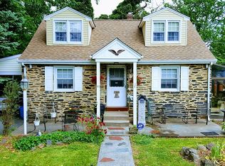 92 Mildred Ln, Aston, PA 19014