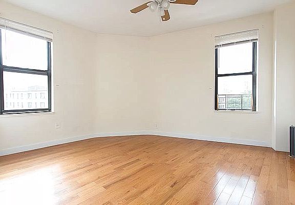 4th image of 611 W 171st St APT 42A