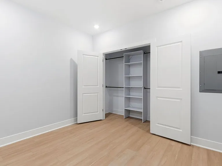 4140 W Girard Ave — Photo 10