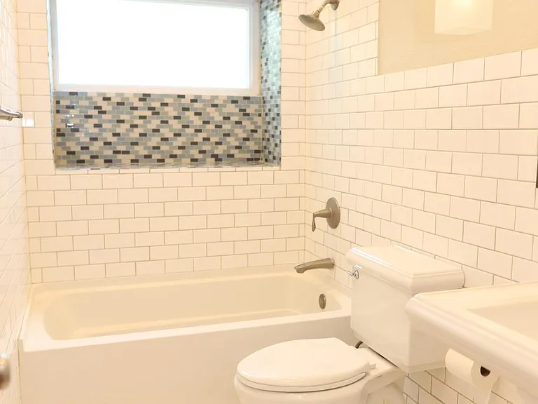 1760 Tiffany Pines Cir W — Photo 20