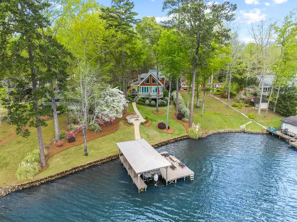 372A Possum Point Dr, Eatonton, GA 31024