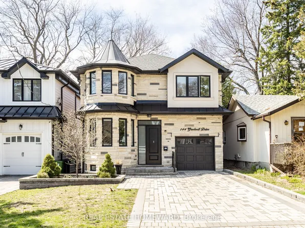 144 Gradwell Dr, Toronto, ON M1M 2N2