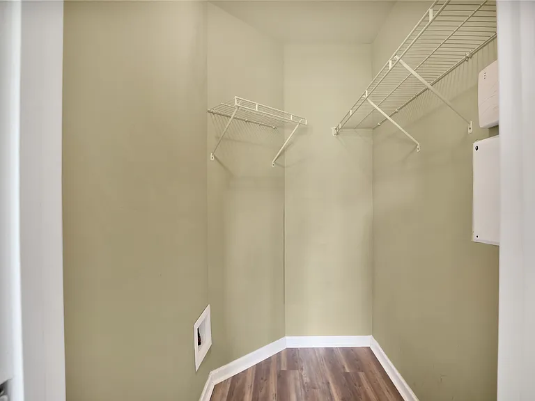 160 Collinwood Dr — Photo 17
