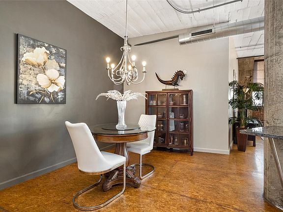 2nd image of 2020 Washington Ave Unit 611