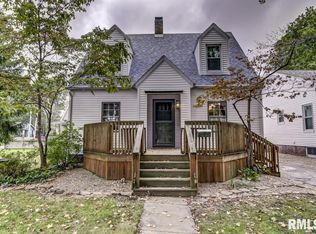 2004 S Lowell Ave, Springfield, IL 62704