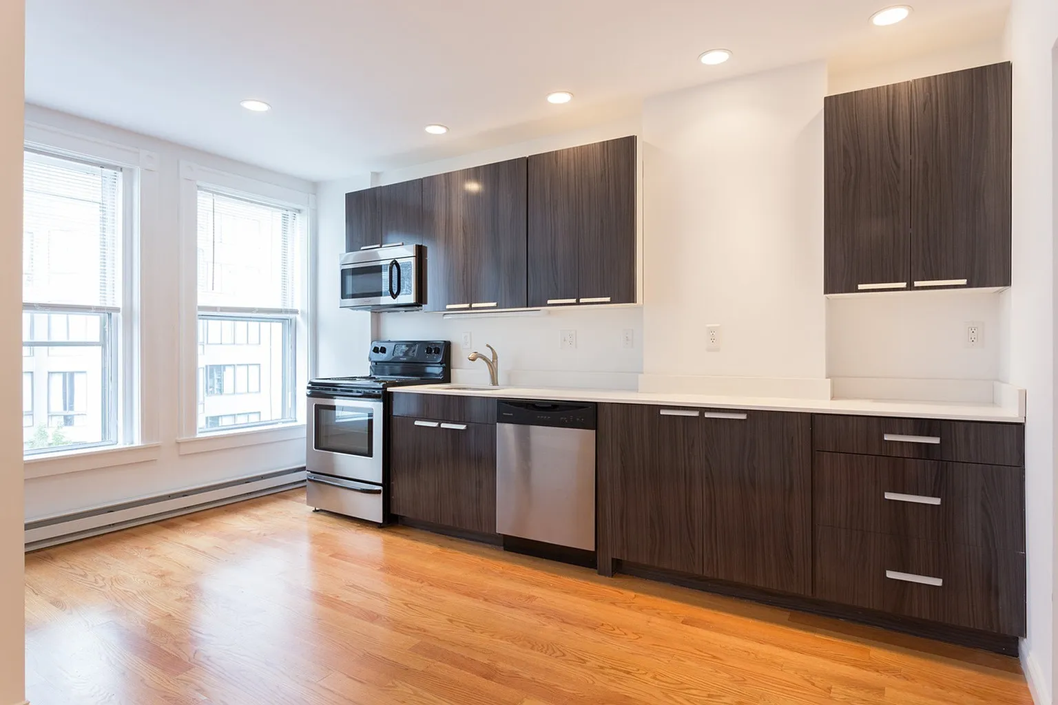 127 St. Botolph Street — Photo 1