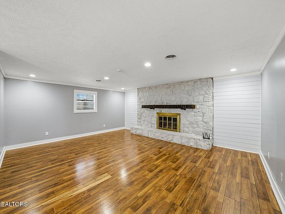 4th image of 3477 Old Kentucky Rd