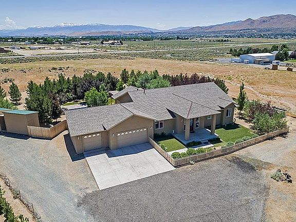 2nd image of 431 Camino De Grato