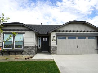 1402 Hayhook St, Middleton, ID 83644