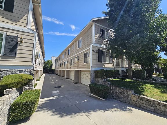 2nd image of 154 N Meridith Ave APT 3