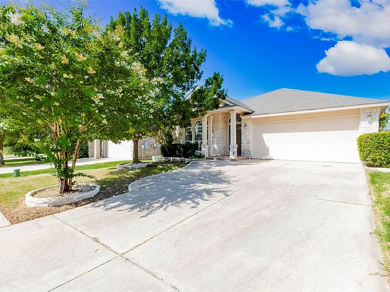 309 Riverine Way — Photo 3