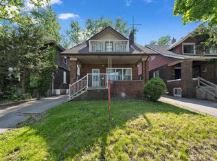 353 Indian Rd #5, Windsor, ON N9C 2M1