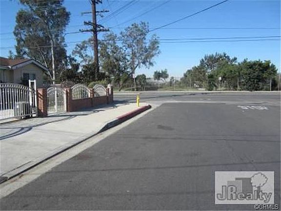 5th image of 1760 W 121st St