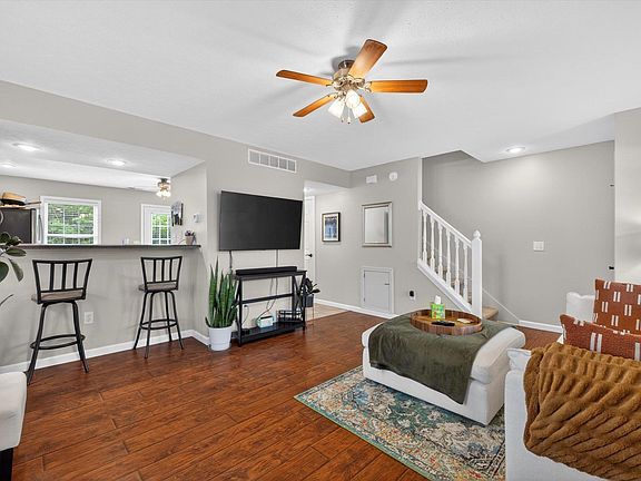 5th image of 1357 S Stella Dr