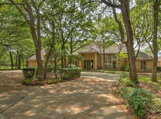 3366 Oak Creek Dr, Corinth, TX 76210
