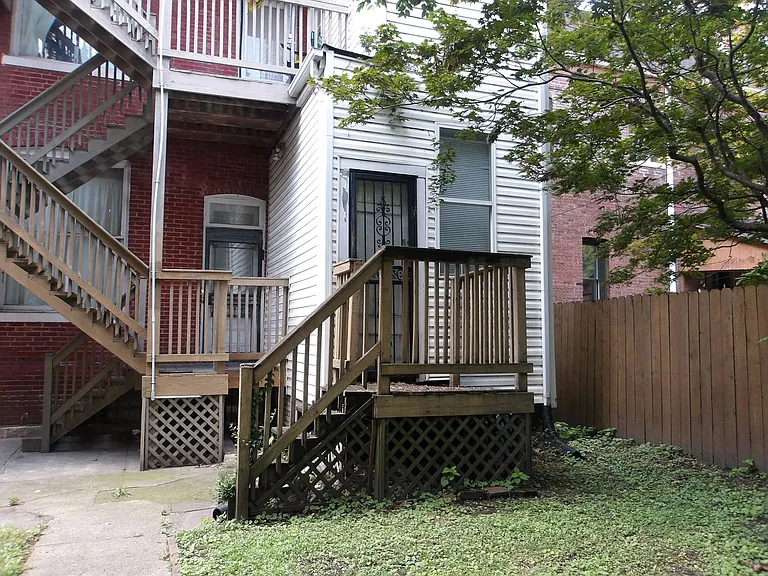 517 W. St. Catherine — Photo 15