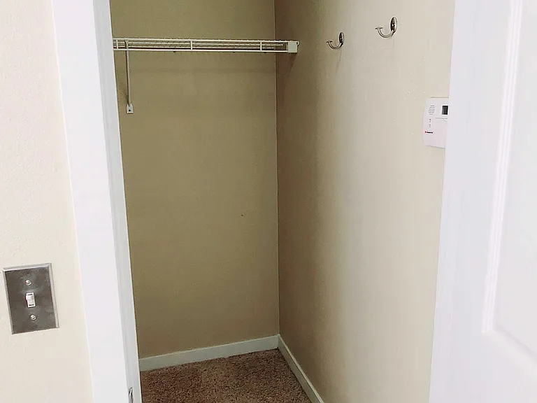 Primary_Closet_1