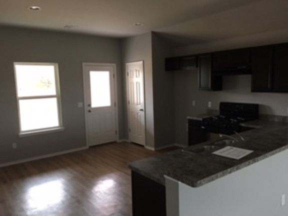 Spacious Kitchen W/ Pantry