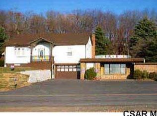 605 1st St, Windber, PA 15963