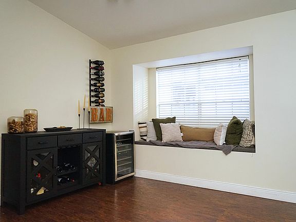 5th image of 5622 Dewberry Way