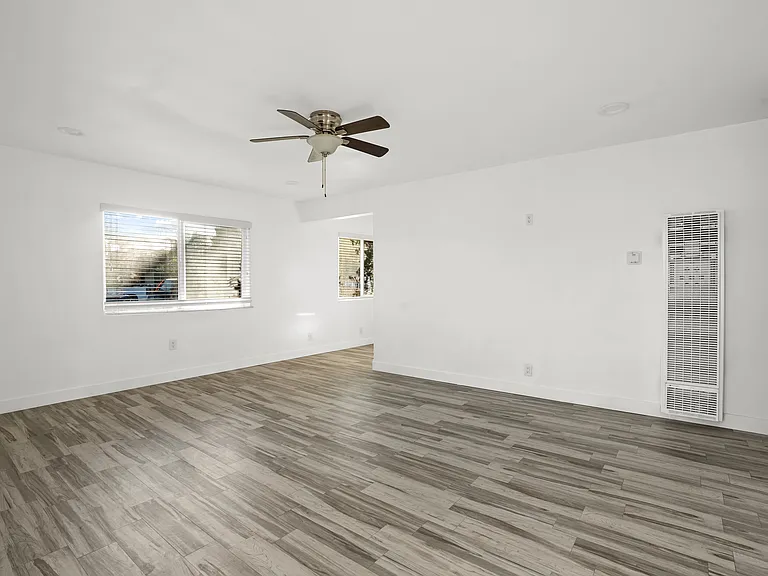 813 S Parton St — Photo 13