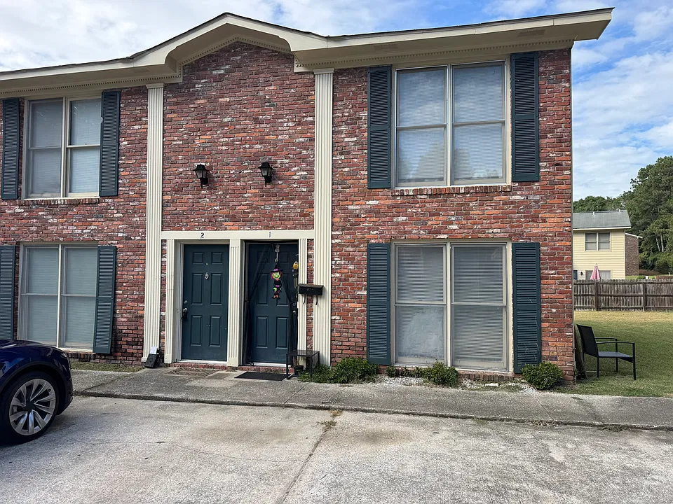 3 Pam Ct #2